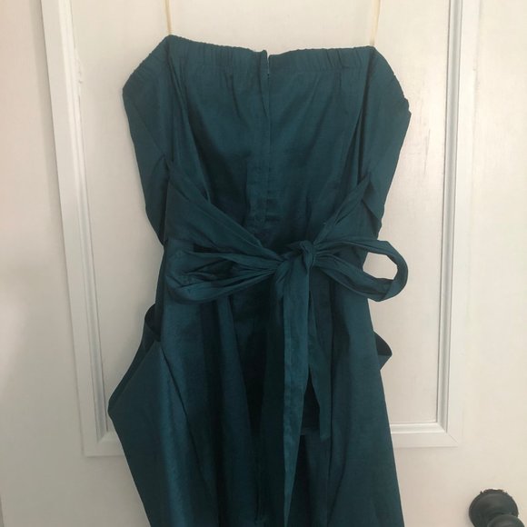 Dress - Picture 3 of 5